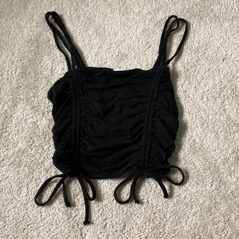 Cute black Garage tank top!